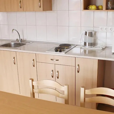Marina-buek Apartmanhaz * Bük